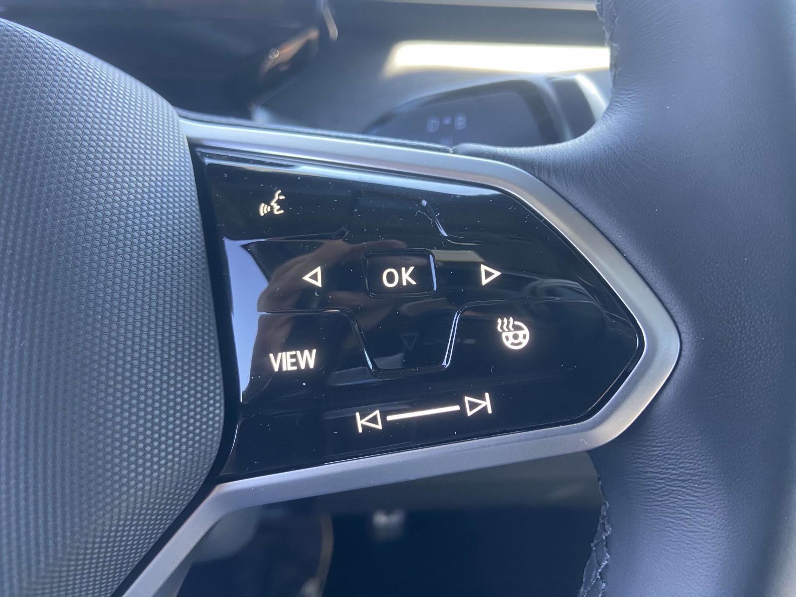 New 2025 Volkswagen ID. Buzz Pro S RWD image 23