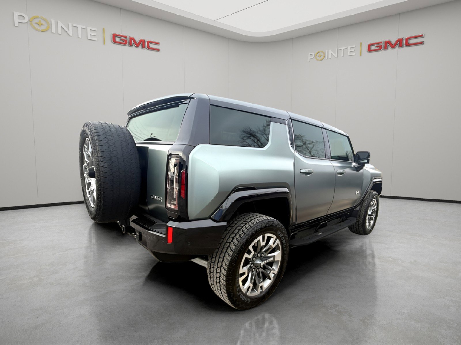 Used 2024 GMC Hummer EV 3X w/ LPO, Cargo Utility Package image 5