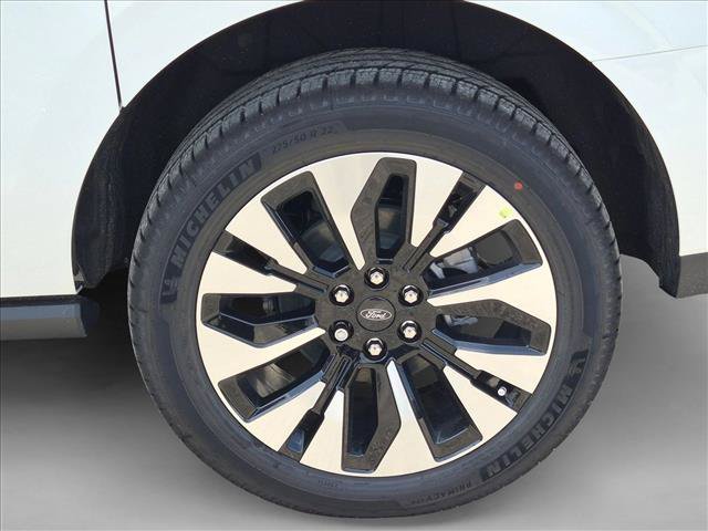 New 2027 Ford Expedition Max Platinum w/ Driver's Package AWD/4WD image 9