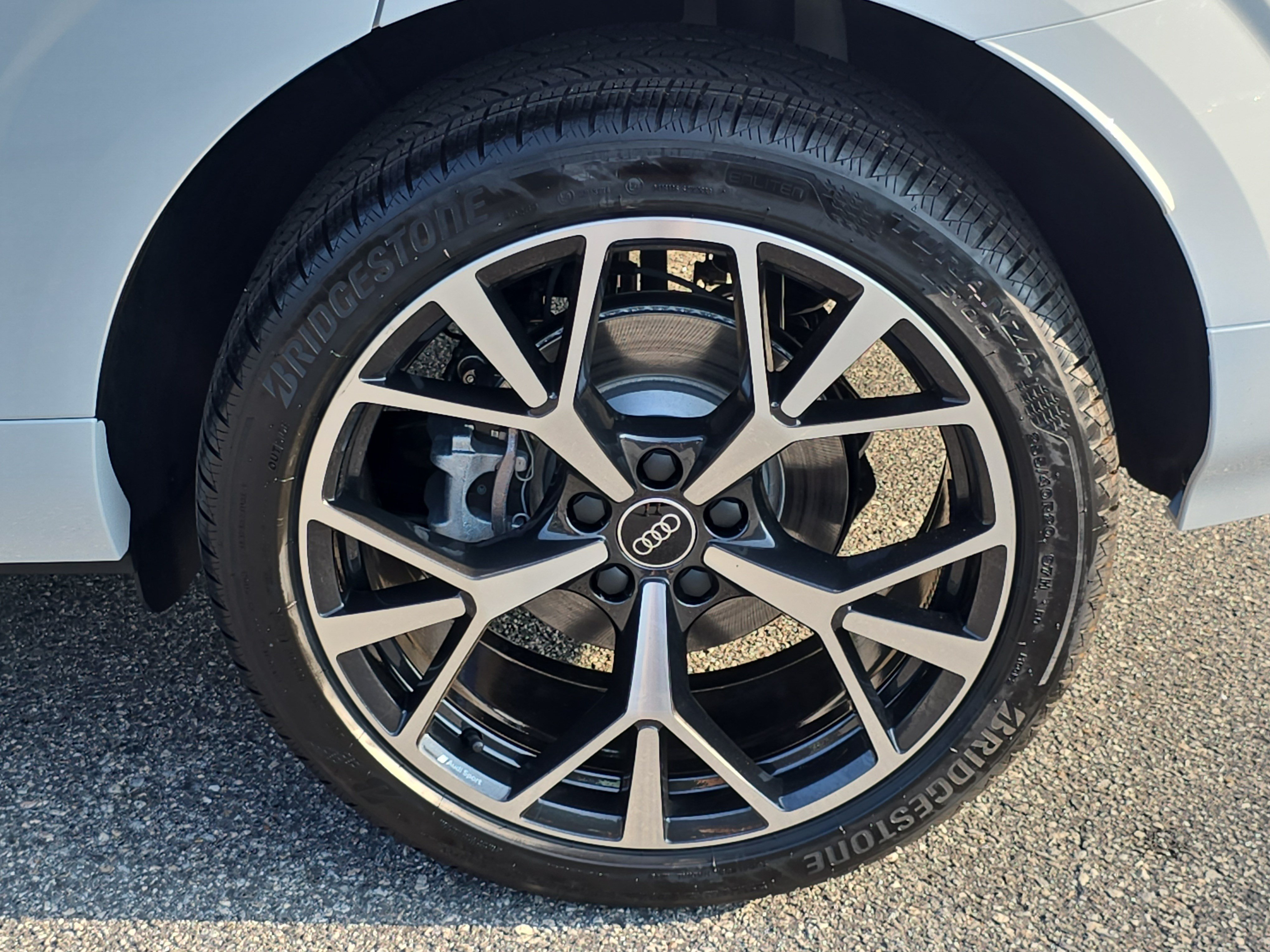 New 2026 Audi Q3 quattro 2.0T AWD/4WD image 34