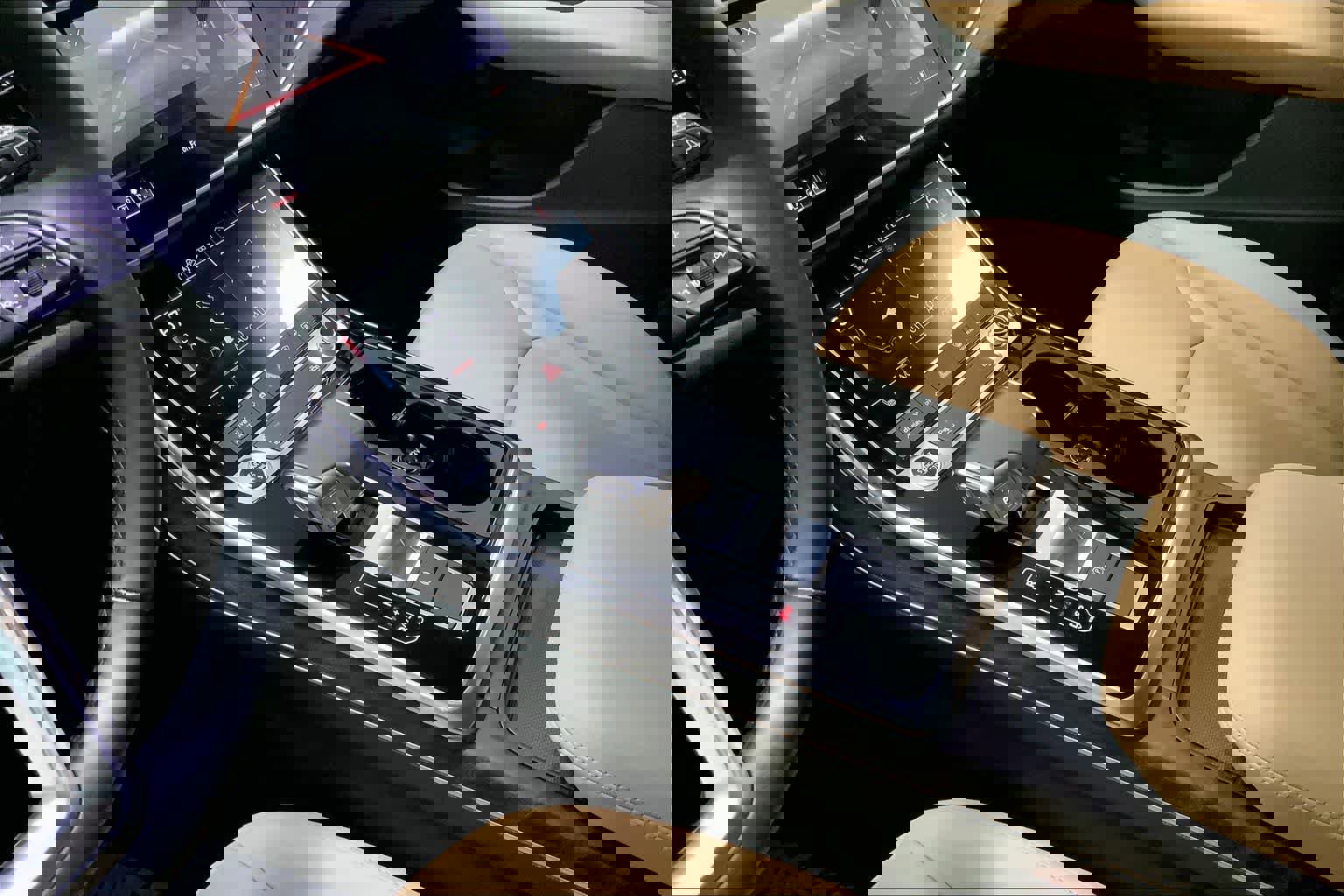 Used 2022 Audi Q7 3.0T Premium w/ Convenience Package image 15