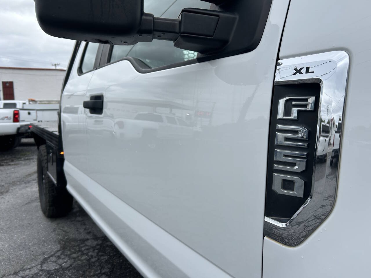 Used 2019 Ford F250 XL w/ Power Equipment Group AWD/4WD image 11