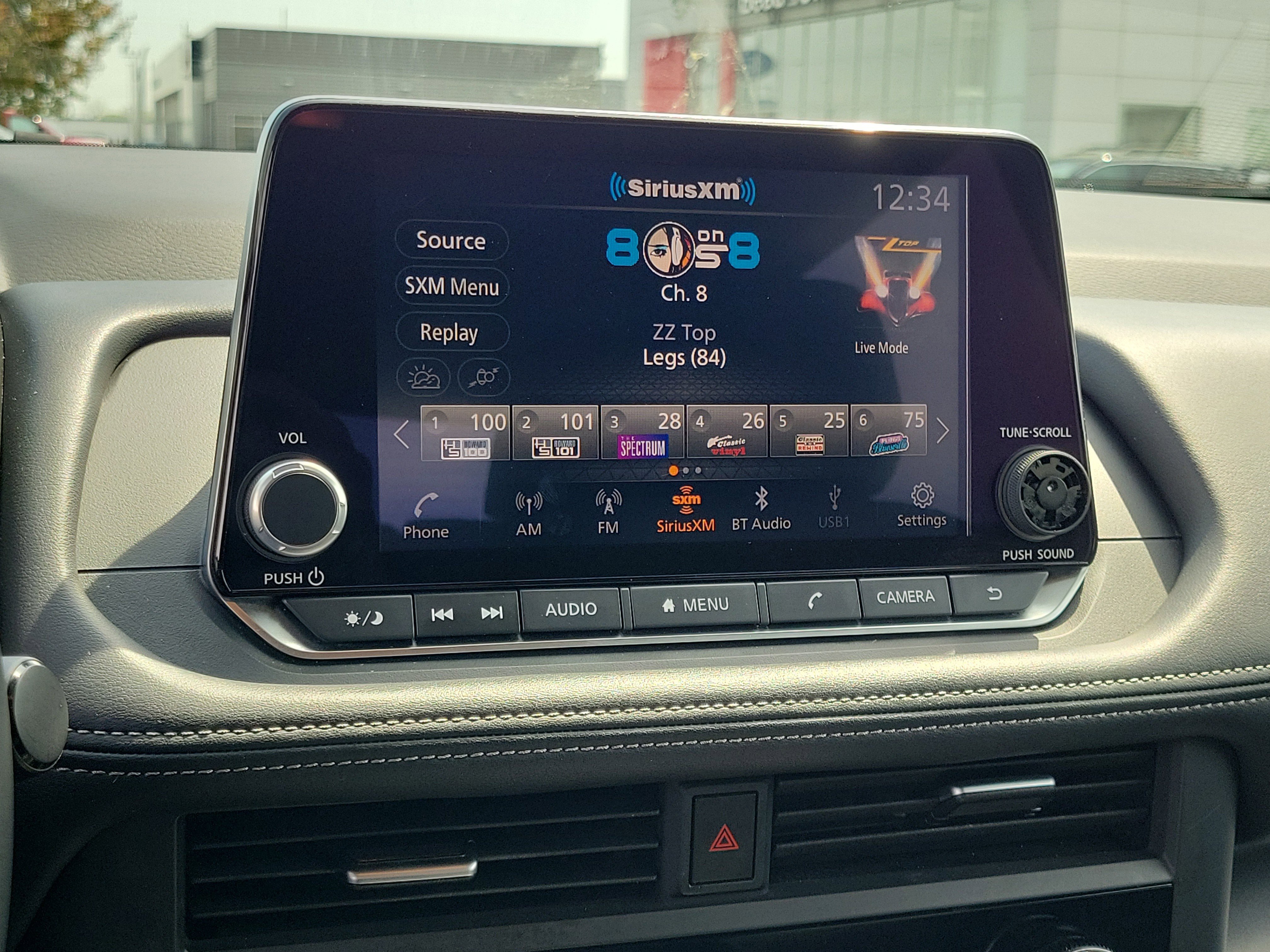 Certified 2025 Nissan Rogue SV AWD/4WD image 26