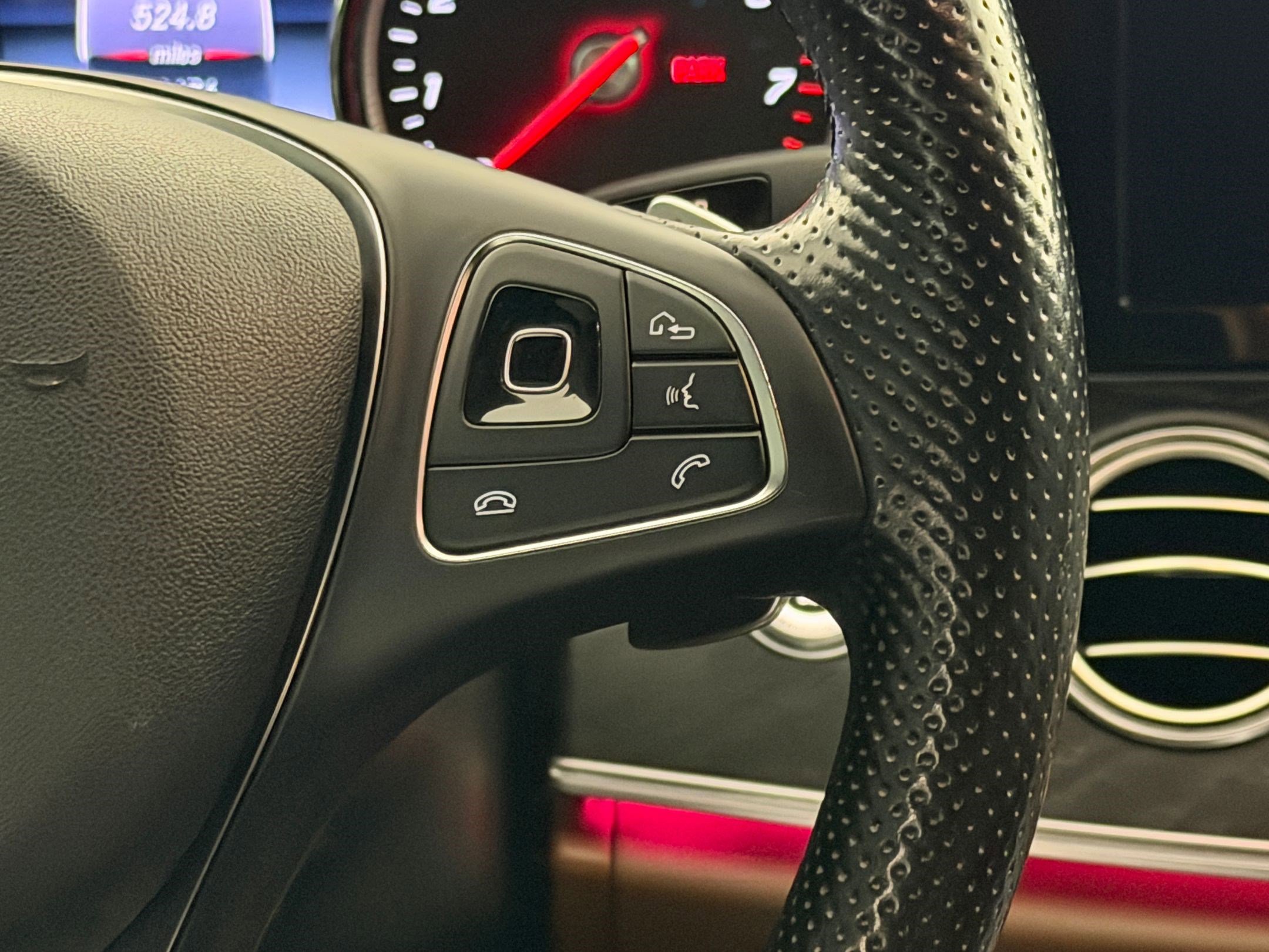 Used 2017 Mercedes-Benz E 300 4MATIC image 16