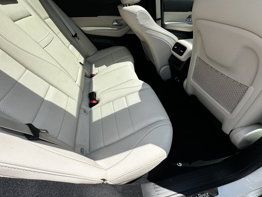 Certified 2025 Mercedes-Benz GLE 450e 4MATIC image 18
