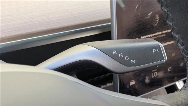 Used 2020 Tesla Model 3 Performance image 16