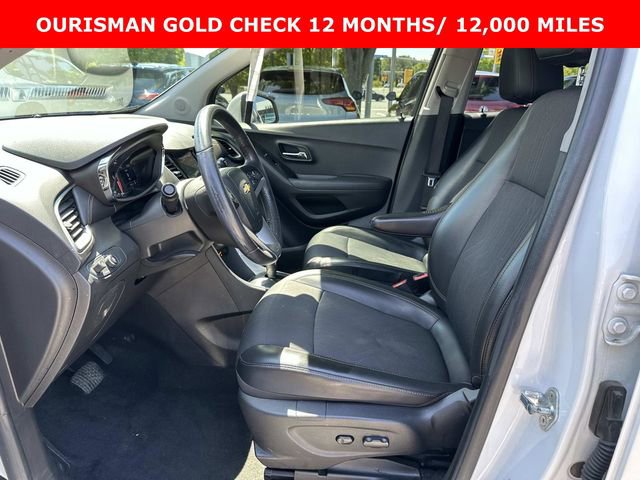 Used 2020 Chevrolet Trax LT w/ LT Convenience Package FWD image 19