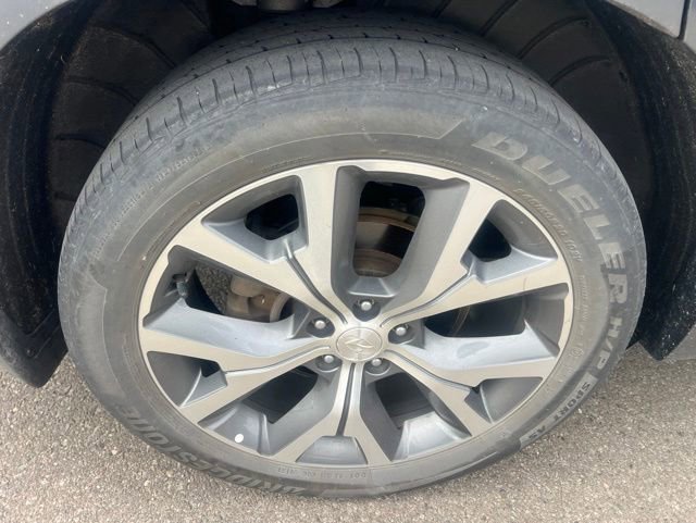 Used 2022 Hyundai Palisade Limited w/ Winter Package AWD/4WD image 4