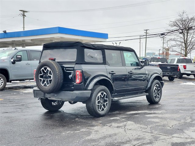 Used 2023 Ford Bronco Outer Banks image 3