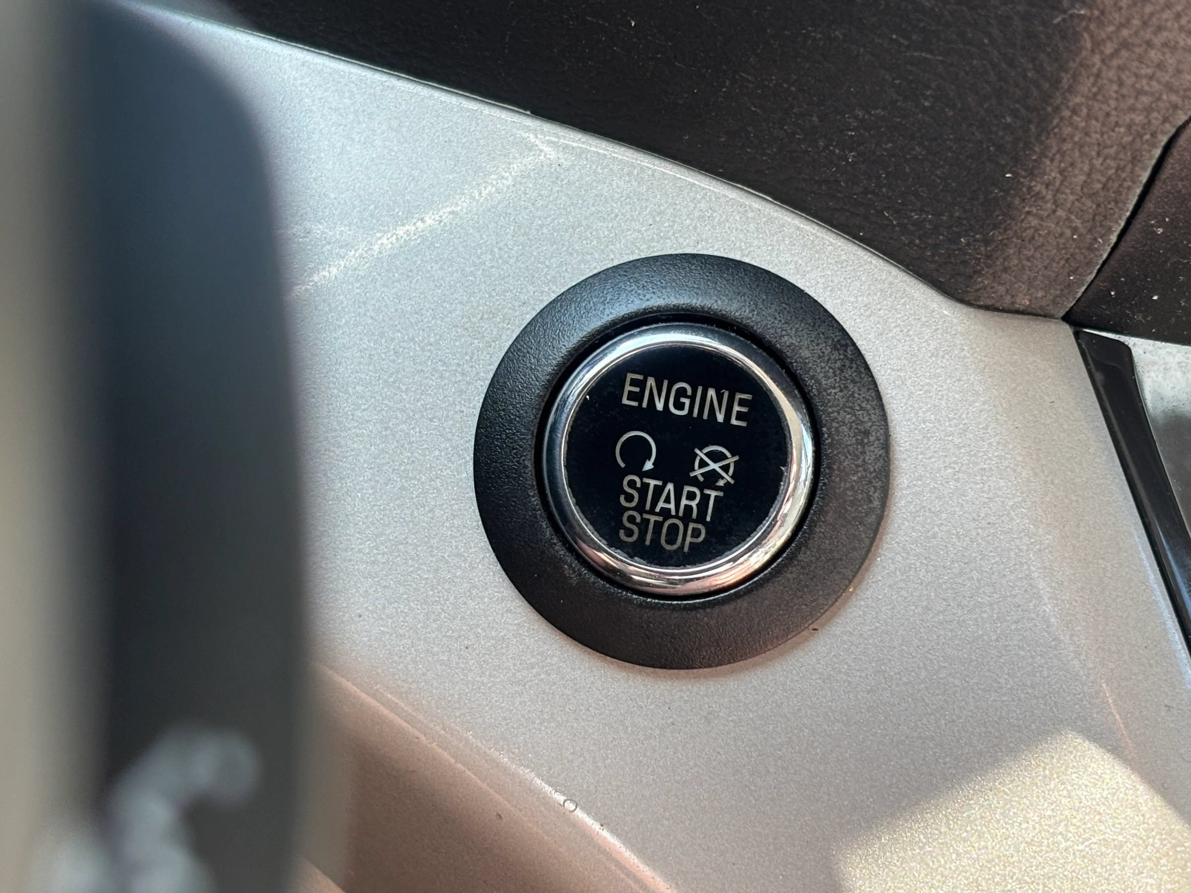 Used 2014 Ford C-MAX SEL w/ Equipment Group 302A FWD image 27