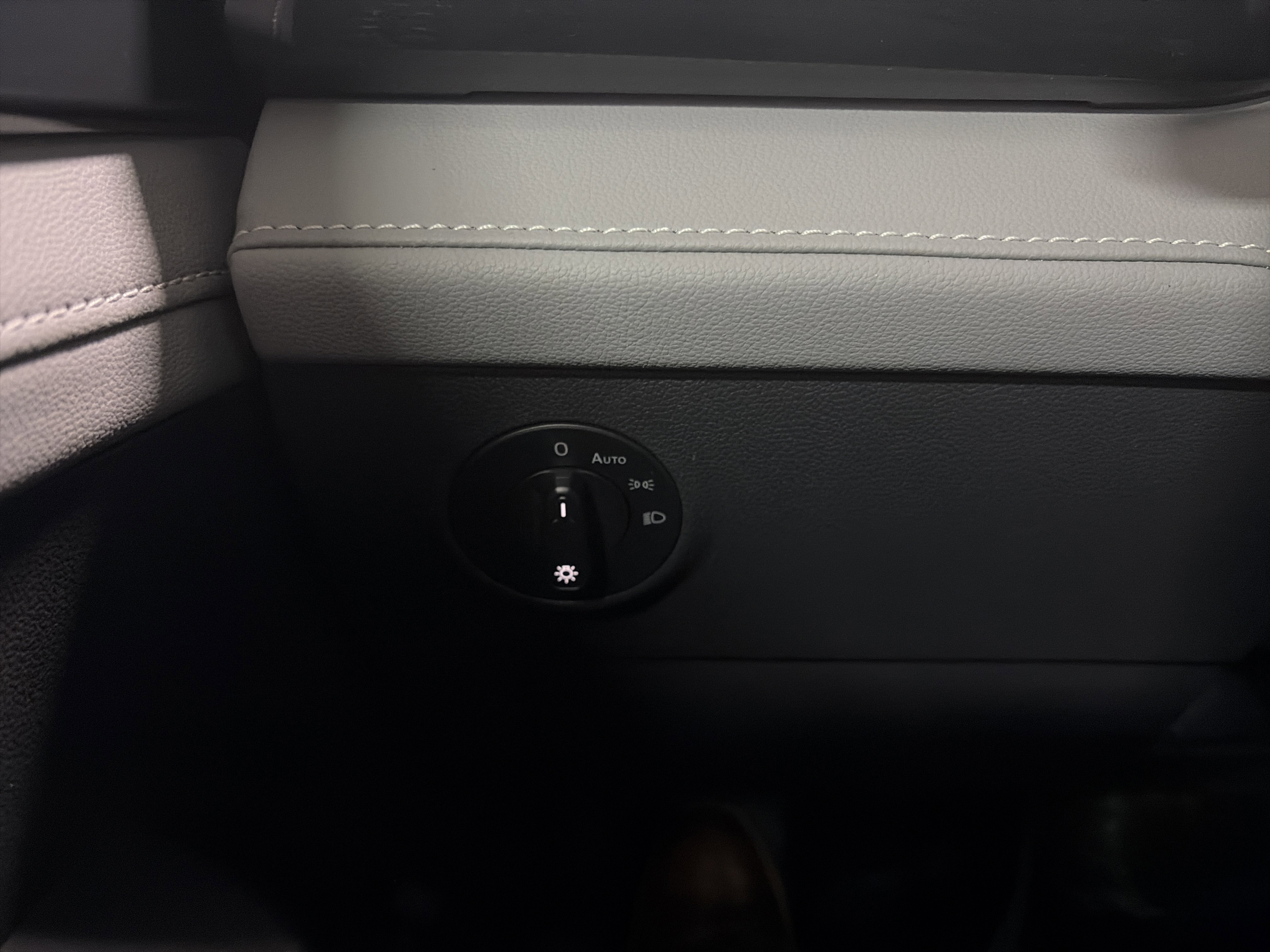 Certified 2022 Volkswagen Taos SEL AWD/4WD image 18