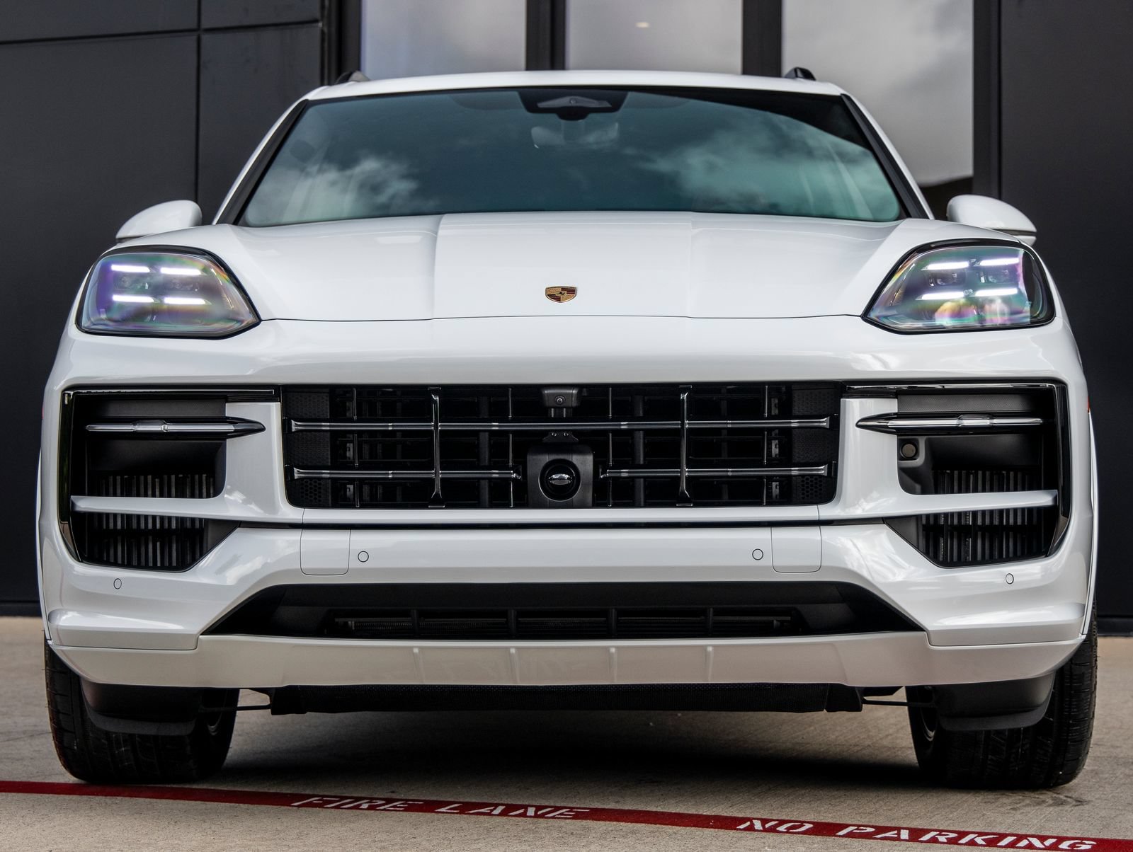 New 2026 Porsche Cayenne GTS AWD/4WD image 8