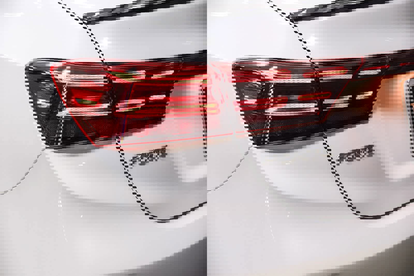 Used 2022 Kia Forte GT-Line w/ GT-Line Technology Package image 8