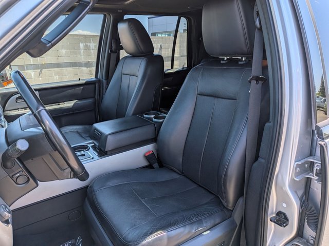 Used 2016 Ford Expedition Limited AWD/4WD image 15