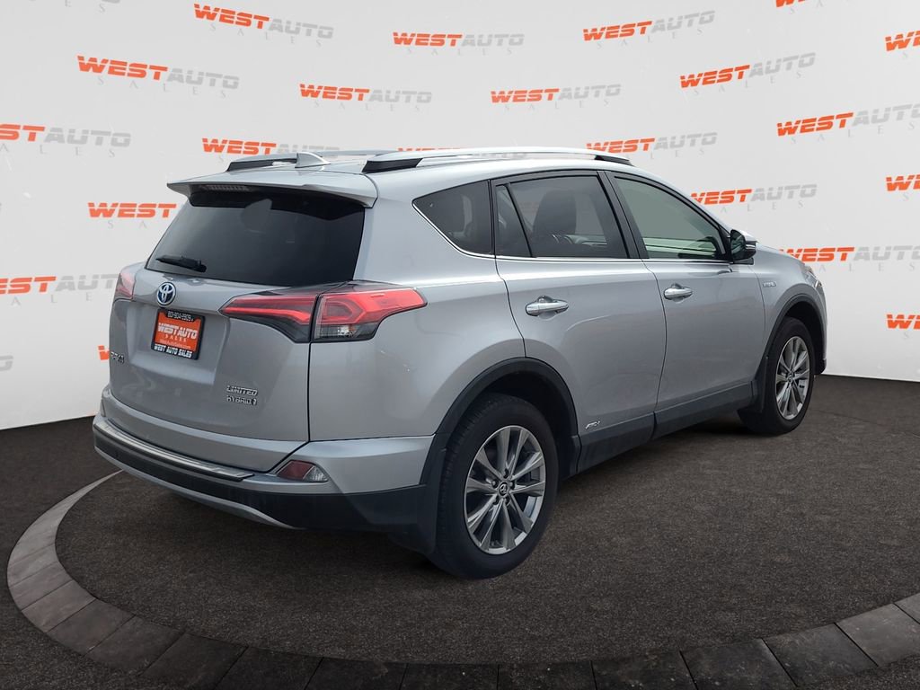 Used 2017 Toyota RAV4 Limited w/ Advanced Technology Package AWD/4WD image 5