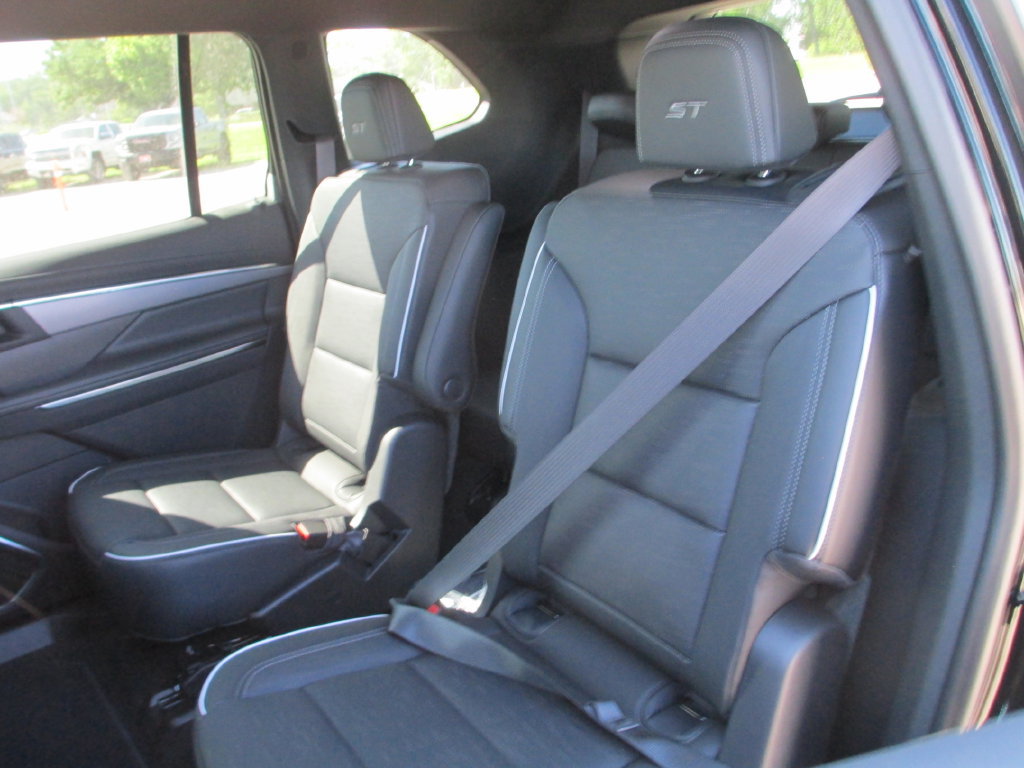 New 2026 Buick Enclave Sport Touring FWD image 10