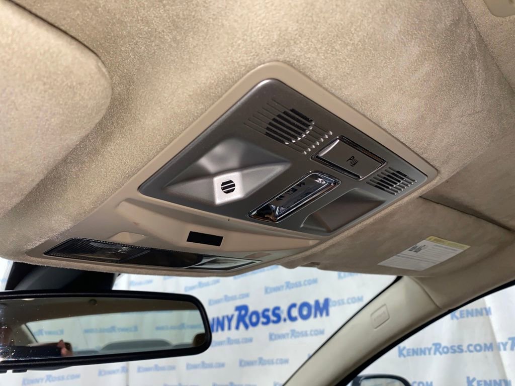 Used 2015 Jaguar XF Sport image 24