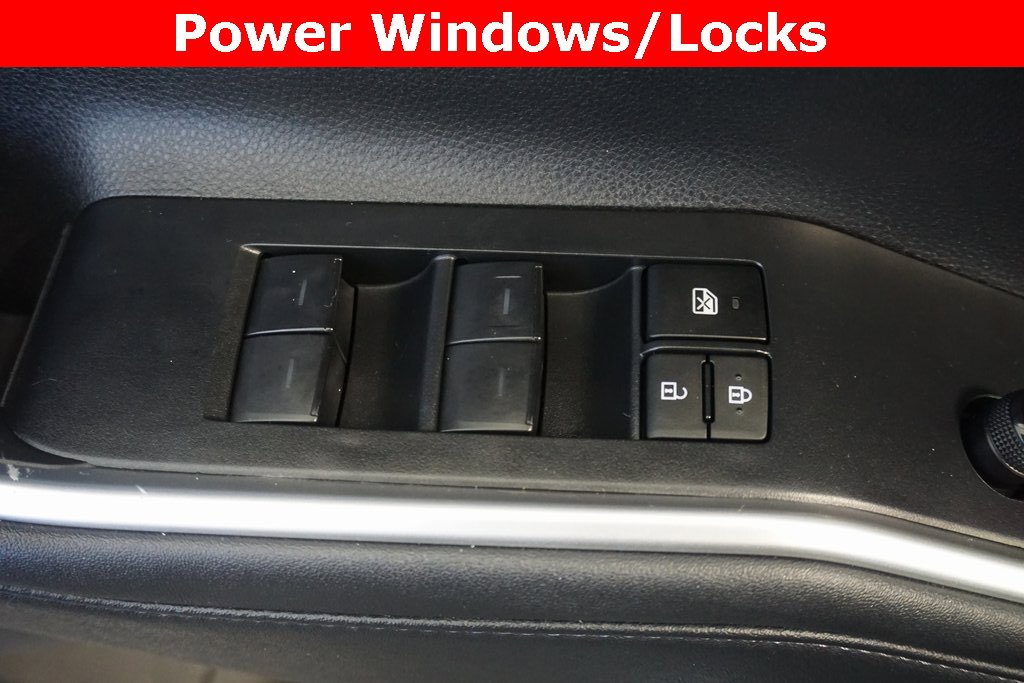 Certified 2024 Toyota Highlander LE image 6