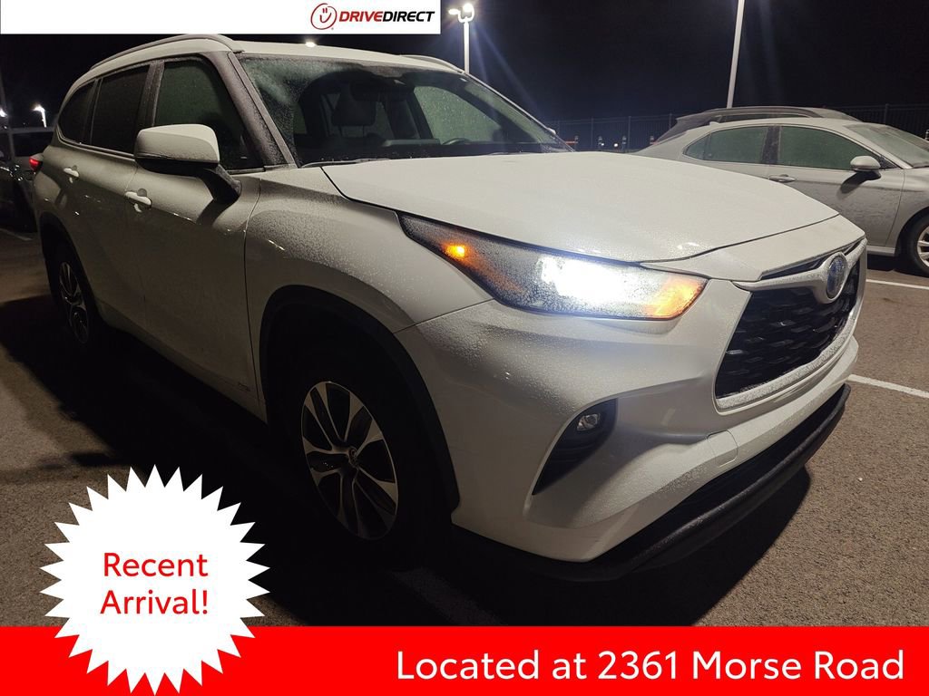 Used 2022 Toyota Highlander XLE image 1