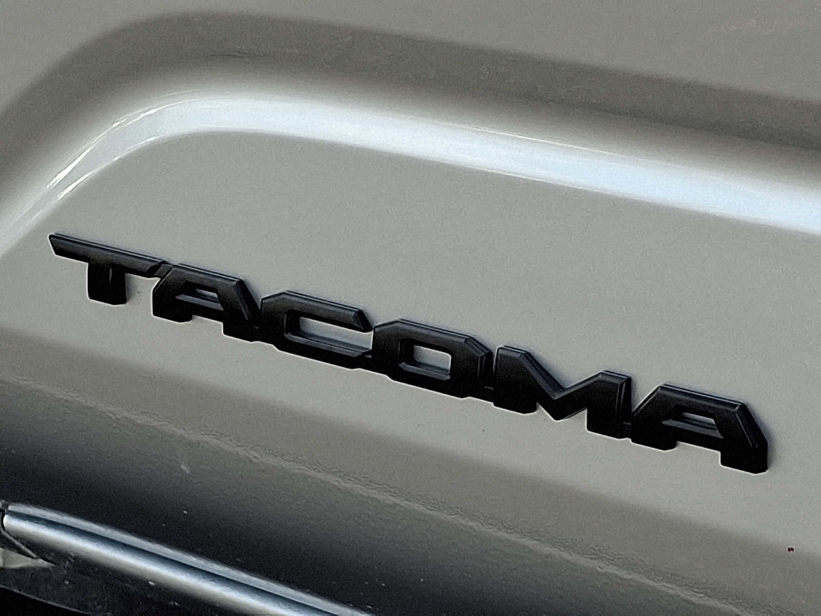 Used 2024 Toyota Tacoma TRD Off-Road AWD/4WD image 30