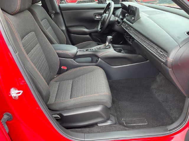 Certified 2025 Honda HR-V Sport image 15