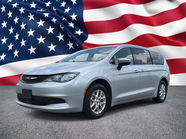 Used 2023 Chrysler Voyager LX FWD image 21