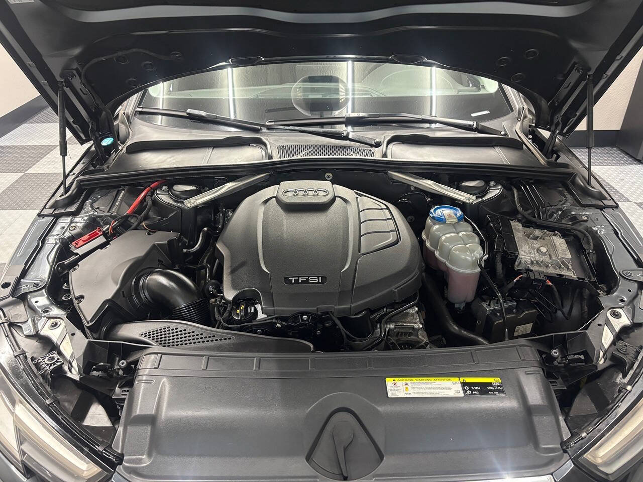 Used 2017 Audi A4 2.0T Premium AWD/4WD image 28
