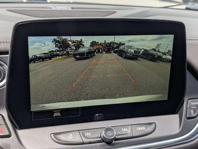 Used 2023 Chevrolet Blazer LT FWD image 18