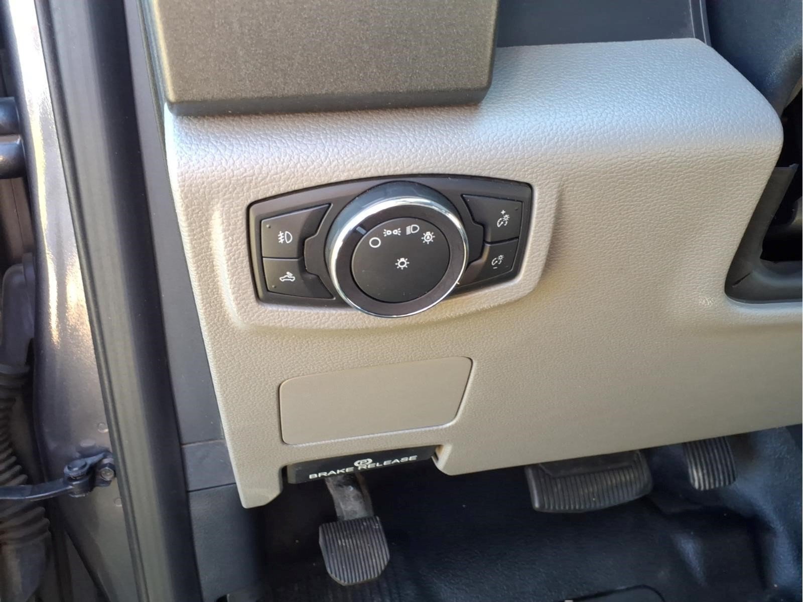 Used 2022 Ford F350 XL w/ Power Equipment Group AWD/4WD image 22