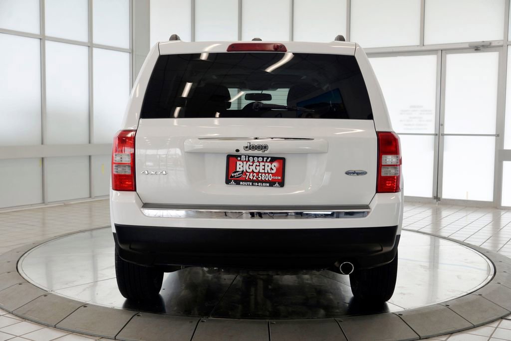 Used 2016 Jeep Patriot High Altitude AWD/4WD image 7