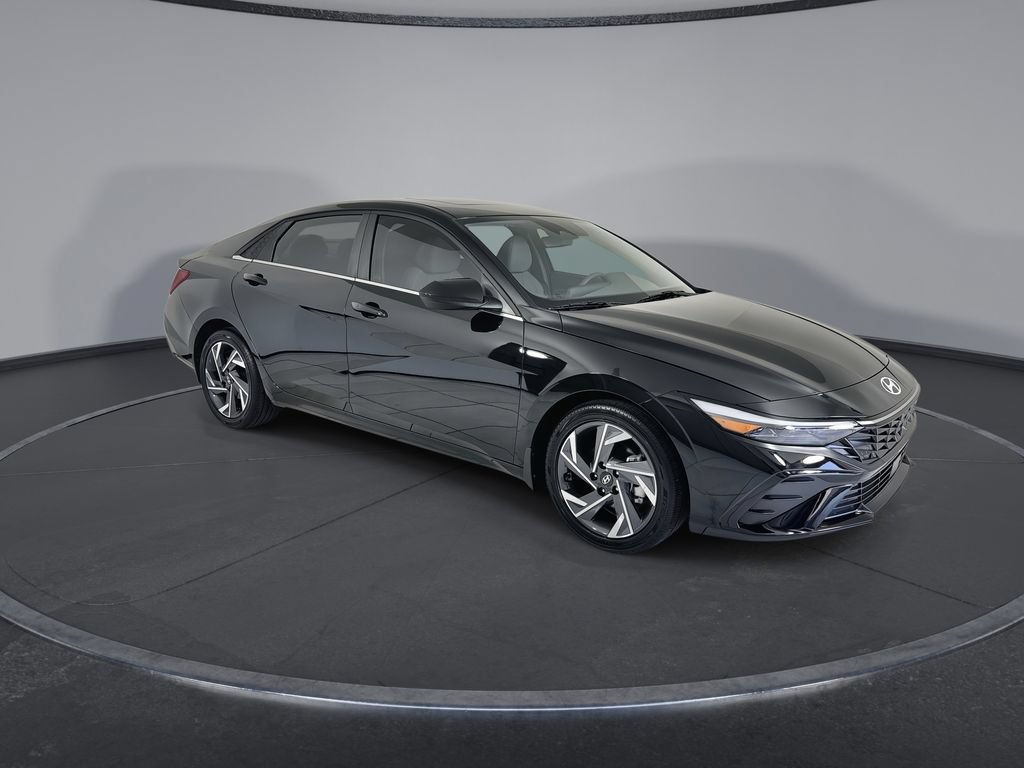 Certified 2025 Hyundai Elantra SEL FWD video 2