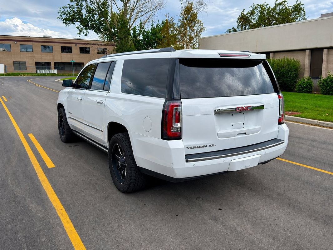 Used 2016 GMC Yukon XL Denali w/ Open Road Package AWD/4WD image 3