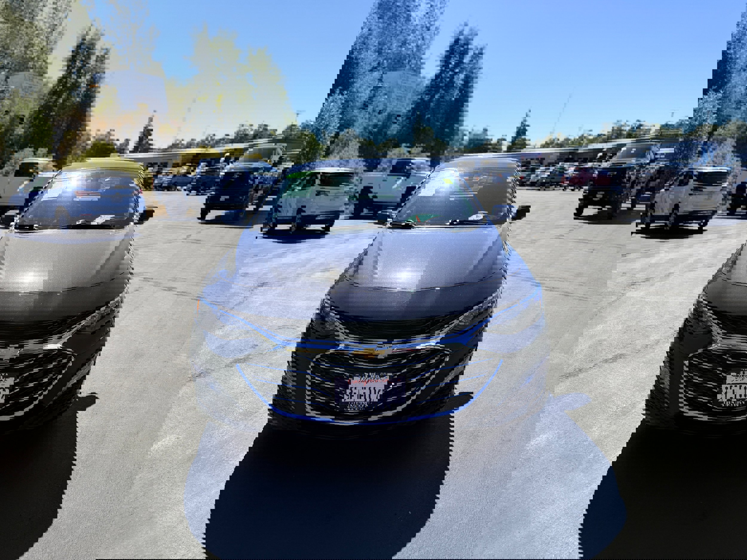 Used 2023 Chevrolet Malibu LT image 3