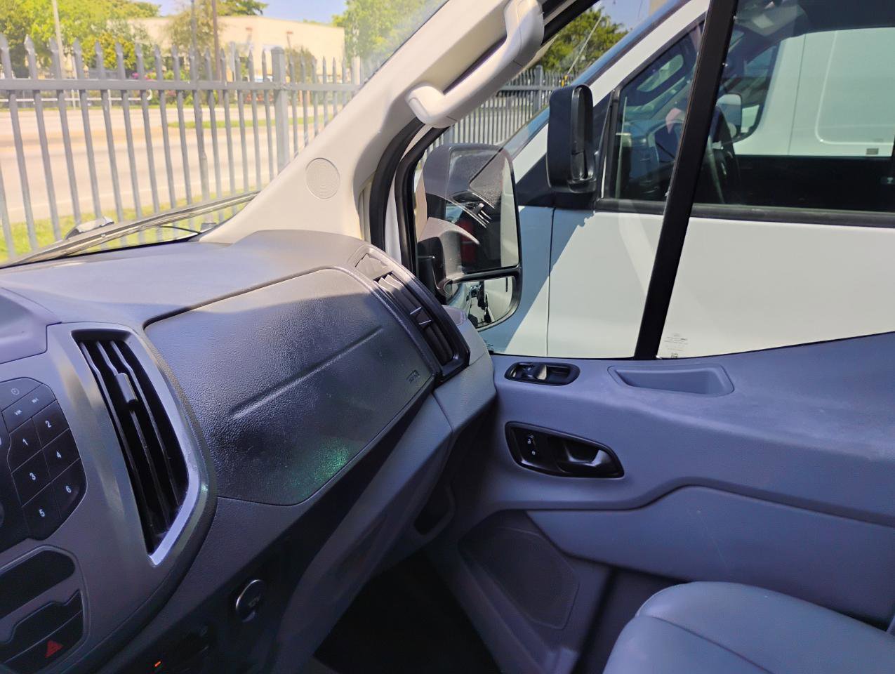 Used 2015 Ford Transit 150 130 Low Roof RWD image 12