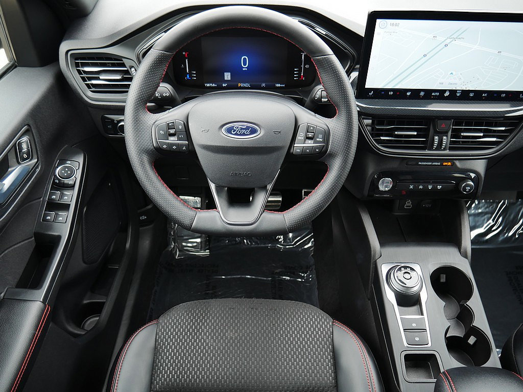 Used 2024 Ford Escape ST-Line w/ Tech Pack #1 AWD/4WD image 18
