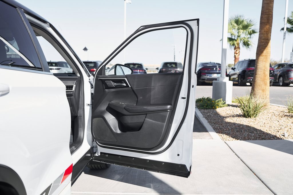 Used 2024 Mitsubishi Outlander Ralliart image 11