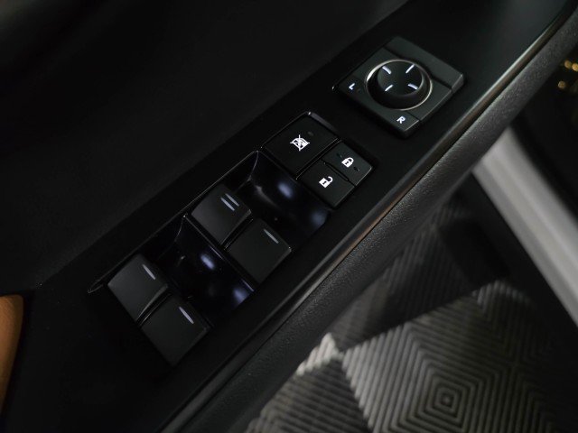 Used 2019 Lexus UX 250h w/ Premium Package image 32