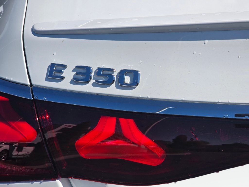 New 2026 Mercedes-Benz E 350 4MATIC Sedan image 30