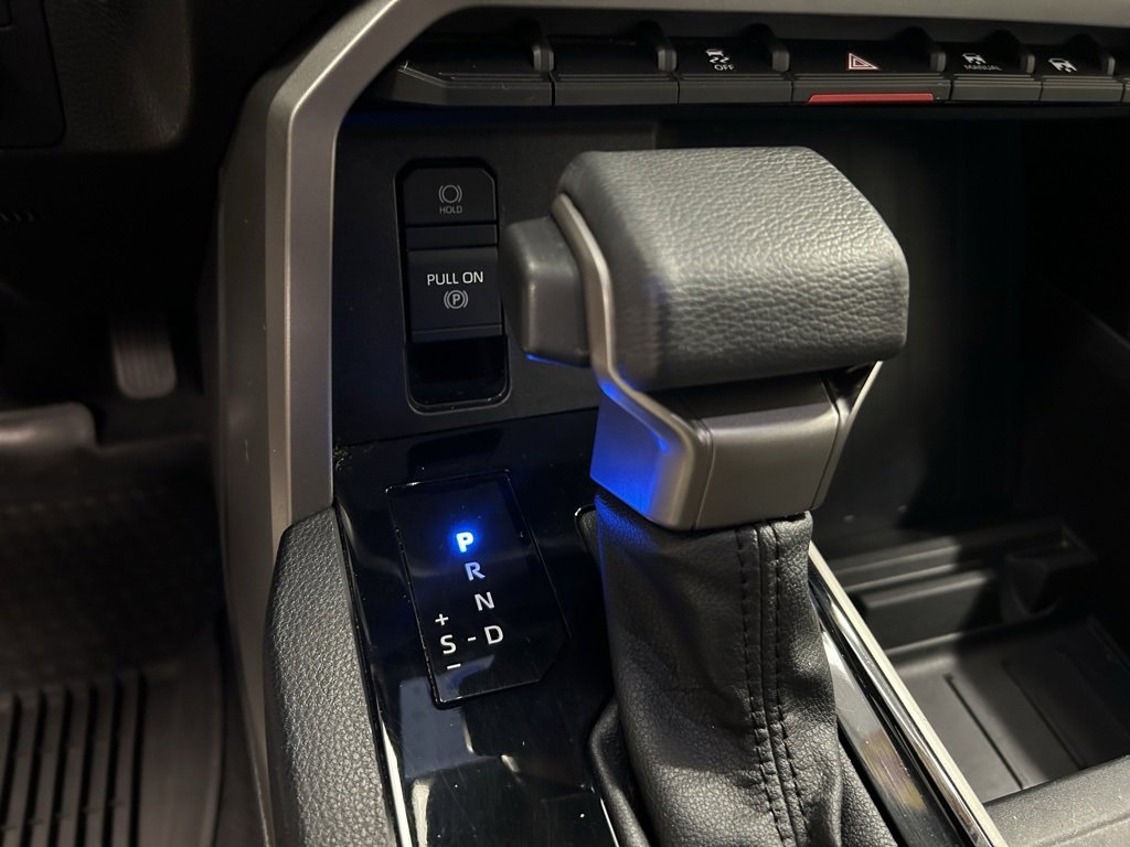 Used 2022 Toyota Tundra SR5 image 16