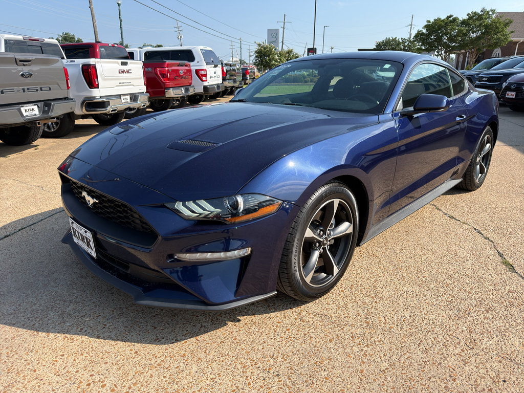 Used 2018 Ford Mustang Coupe RWD image 1