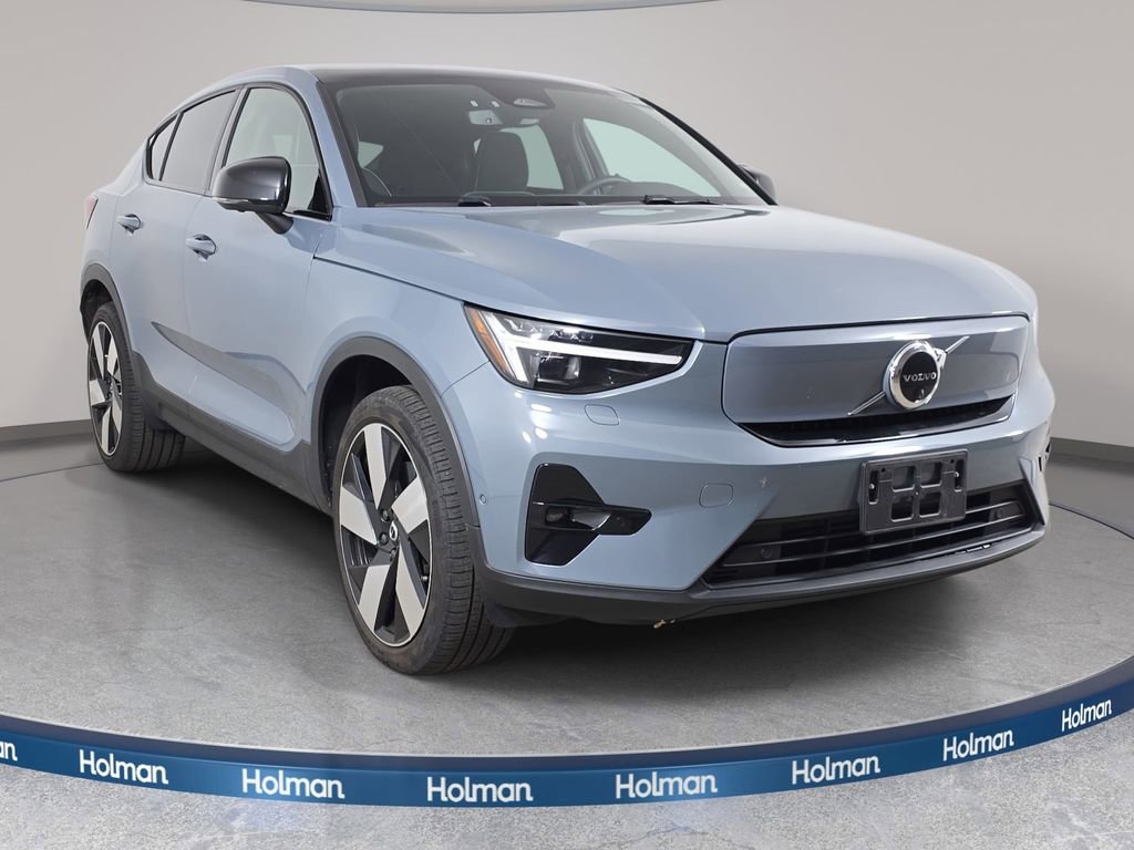 Used 2023 Volvo C40 P8 Recharge Ultimate image 4