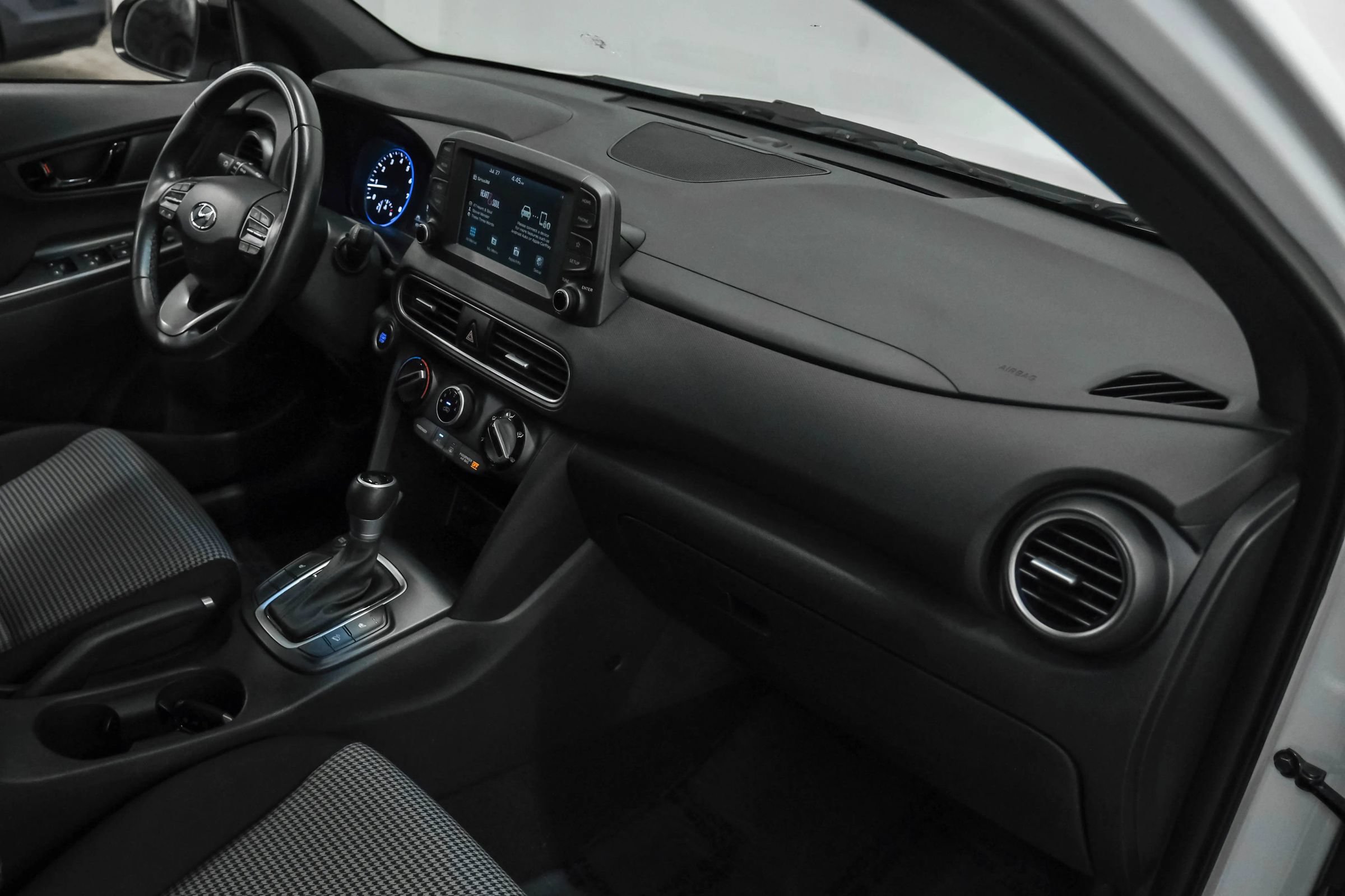 Used 2021 Hyundai Kona Night FWD image 10