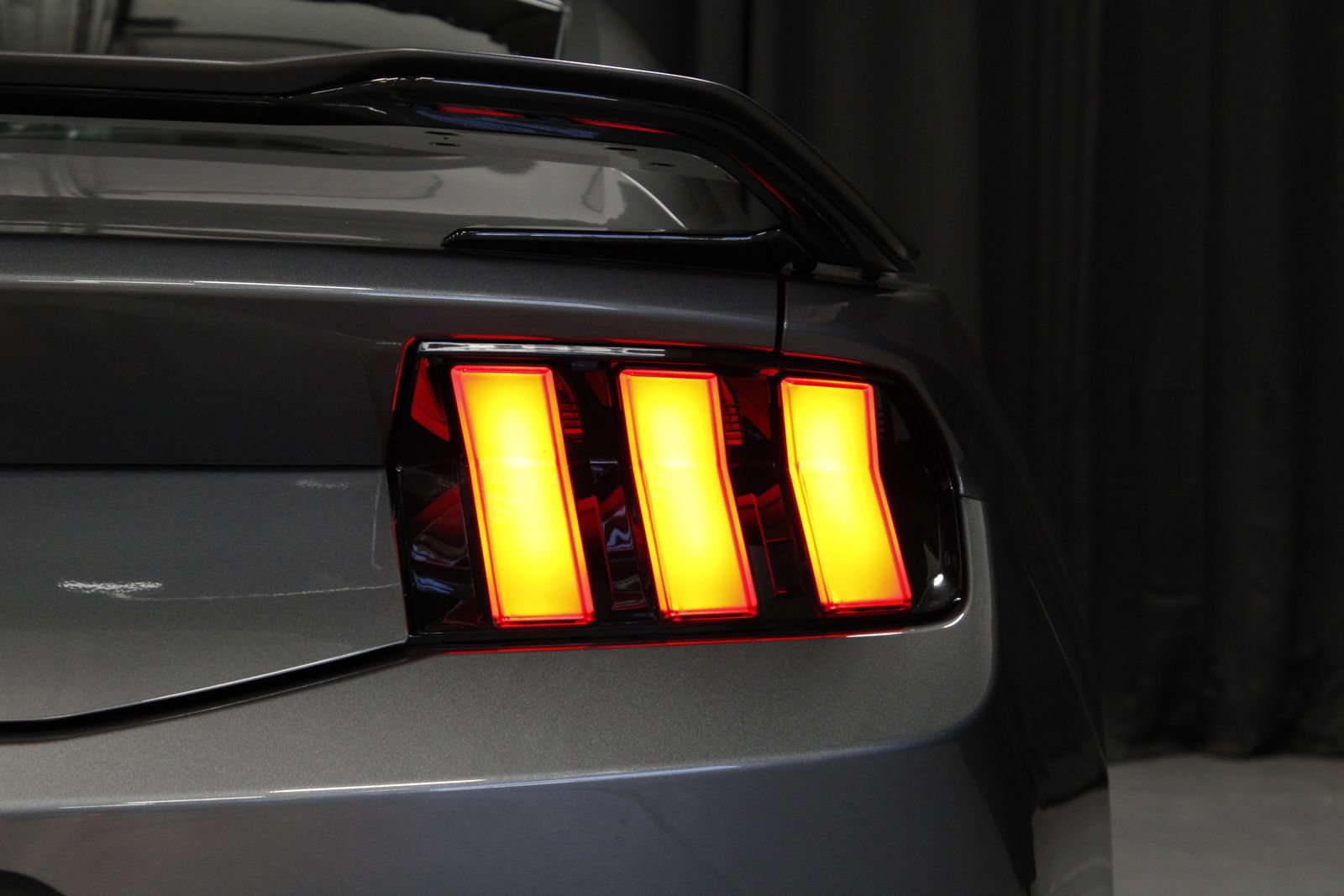 Used 2024 Ford Mustang Dark Horse RWD image 19
