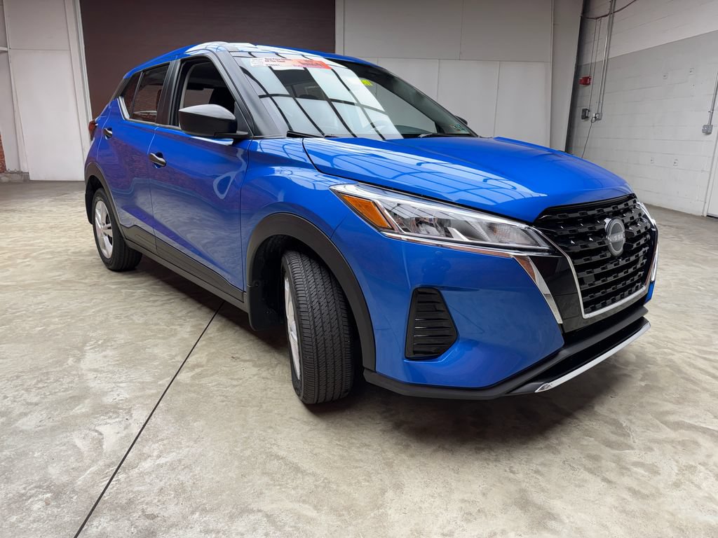 Used 2025 Nissan Kicks Play S FWD image 7