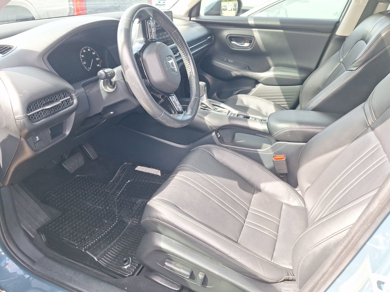 Used 2023 Honda HR-V EX-L image 14