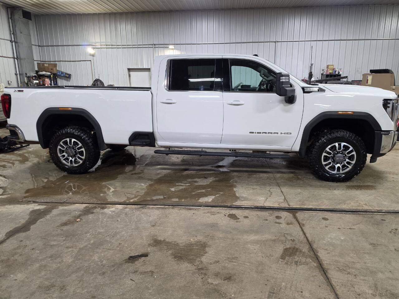 Used 2024 GMC Sierra 3500 SLE w/ SLE Convenience Package AWD/4WD image 8