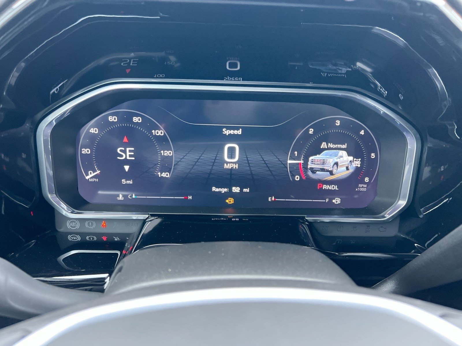 New 2026 GMC Sierra 1500 SLE image 13