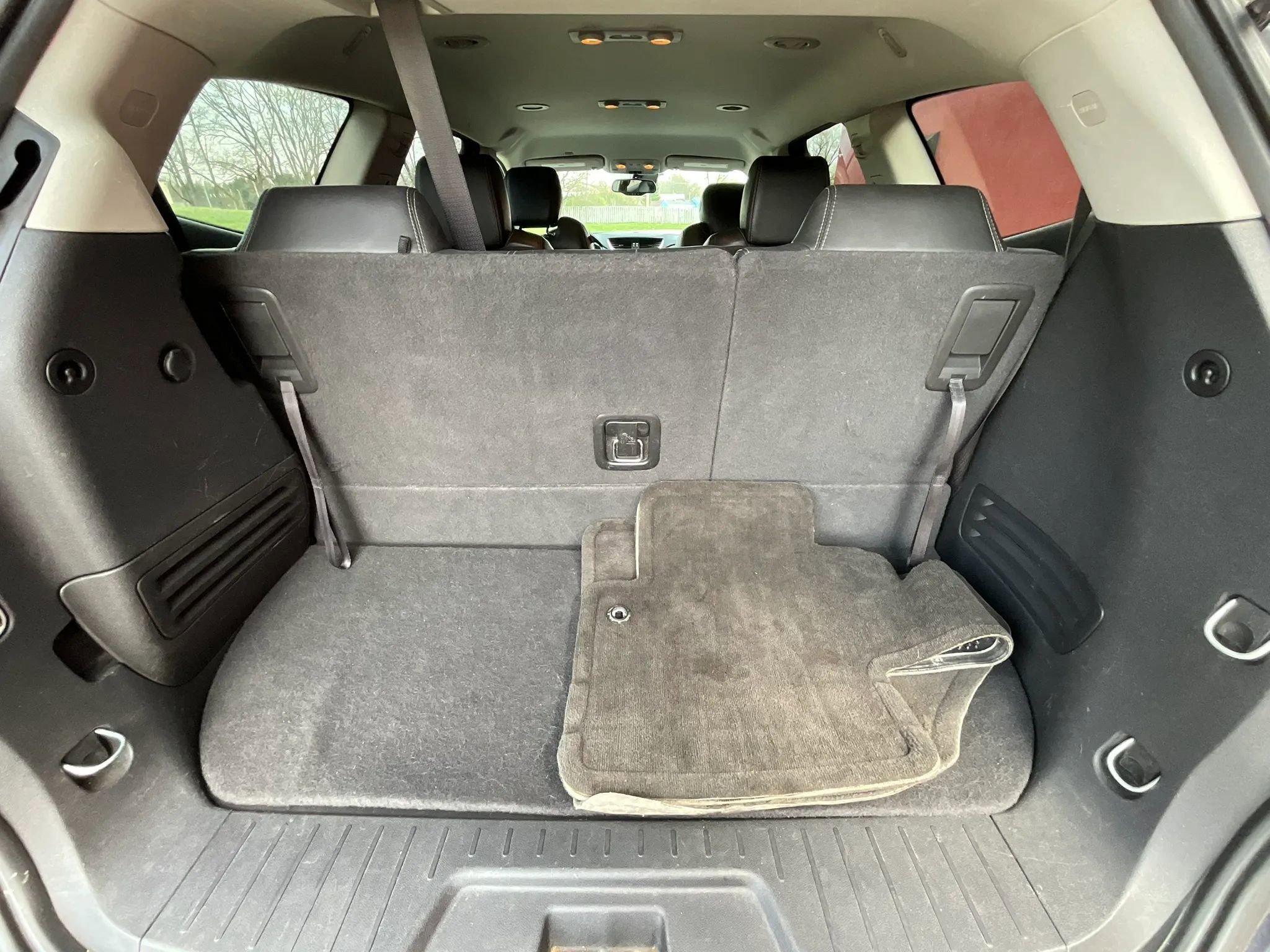 Used 2016 Chevrolet Traverse LTZ AWD/4WD image 19