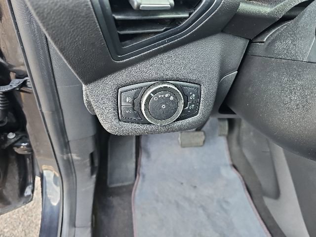 Used 2019 Ford Escape SEL AWD/4WD image 17