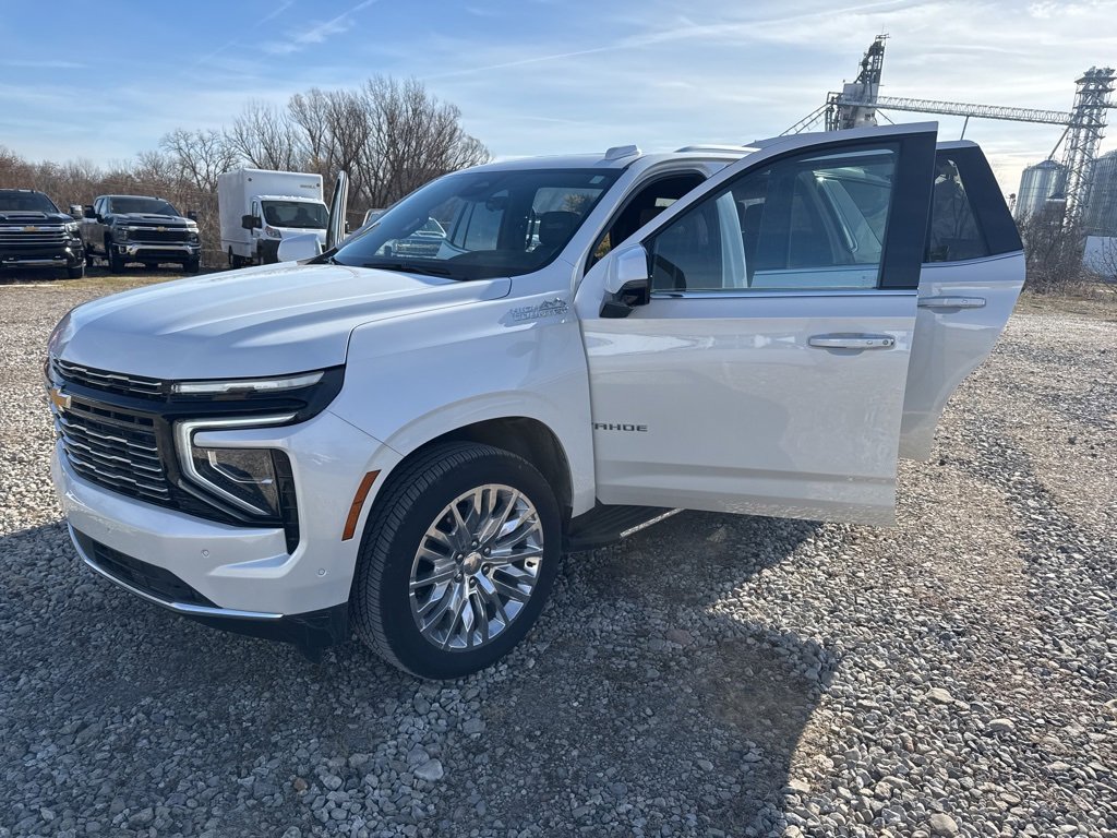 Used 2025 Chevrolet Tahoe High Country w/ Sun And Tow Package image 27